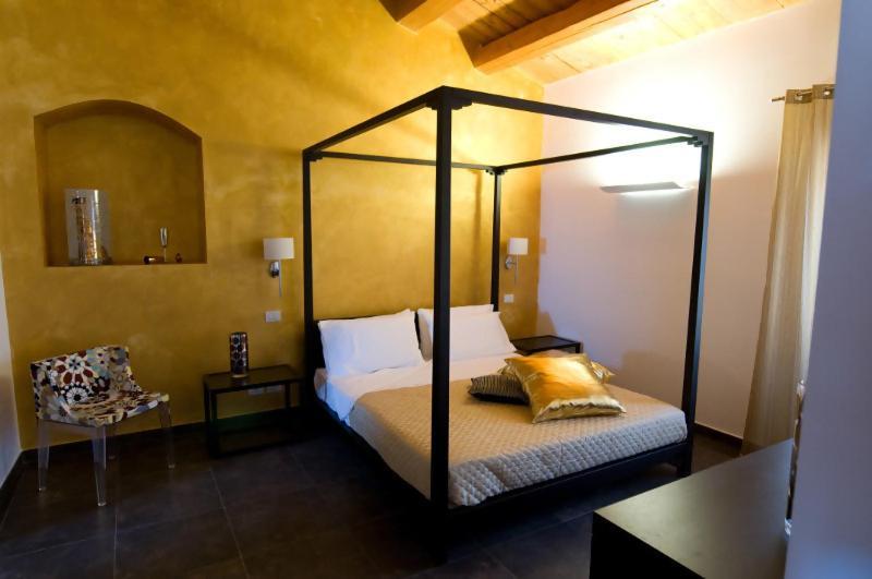Torre Dantona Country Suites Поцало Екстериор снимка
